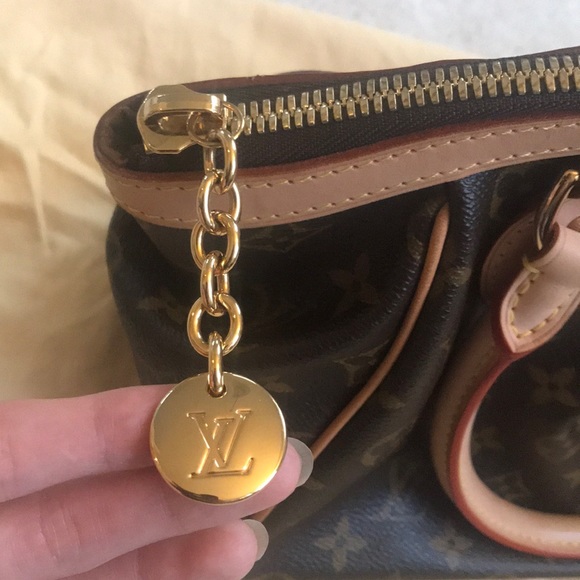 [sold] Louis Vuitton Bag Tivoli PM - Picture 3 of 13